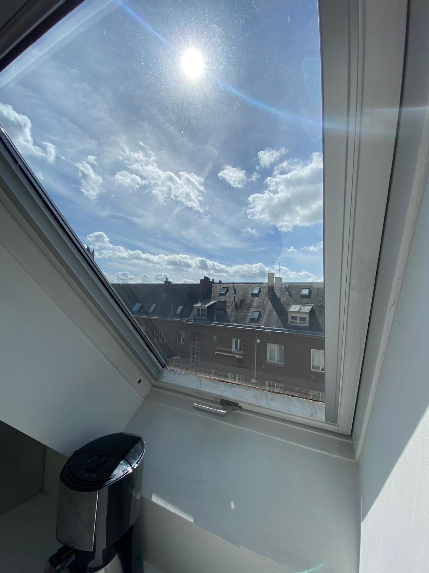 2 Chambres Hyper Centre Avec Place De Parking Et Wifi アミアン エクステリア 写真